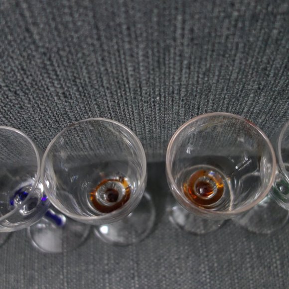 Mini Wine Glasses with Bleeding Color in the Stems - Picture 6 of 12